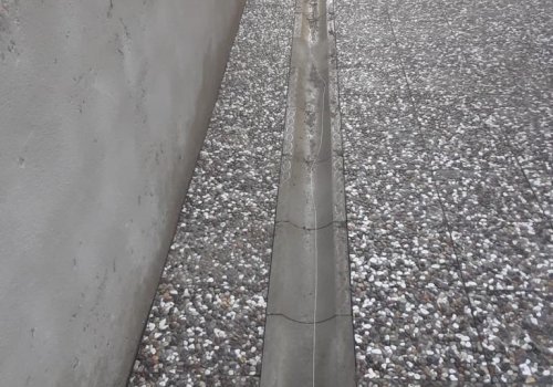 Bina Etrafı Tretuvar Karo Taşı Döşeme Uygulaması